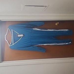 Rebdolls "in line double stripe long sleeve v-neck cropped jumpsuit"  3x Blue